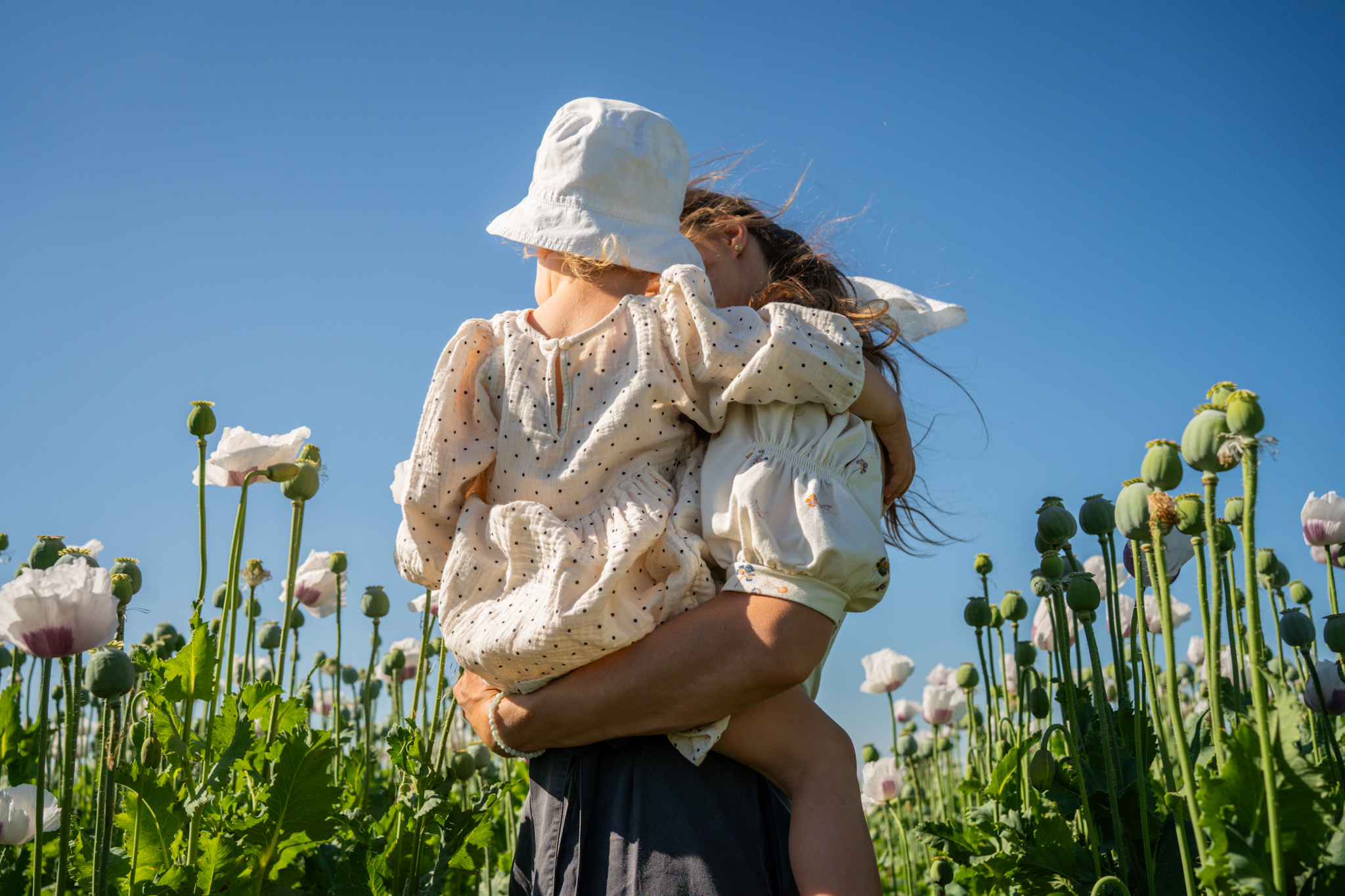 Moments By Lada Pictures